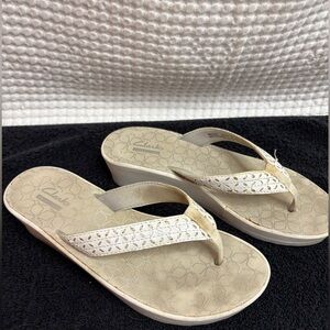 Clarks Women's Cream and Tan Sandals